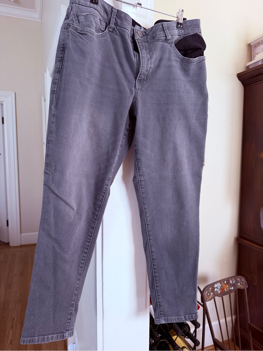 Wit & Wisdom Women's Skinny Jeans in Washed Gray